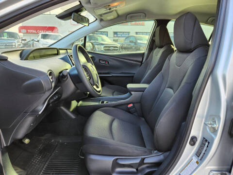 2022 Toyota Prius LE AWD-e