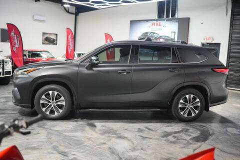 2021 Toyota Highlander XLE