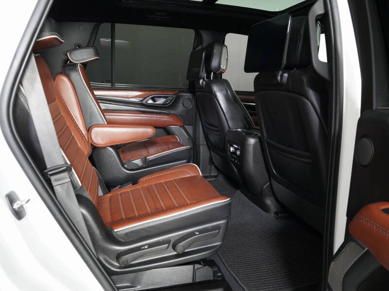 2023 GMC Yukon Denali Ultimate