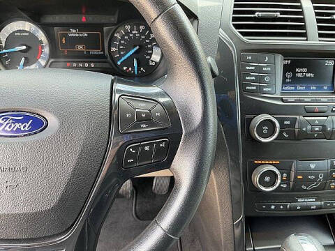 2018 Ford Explorer