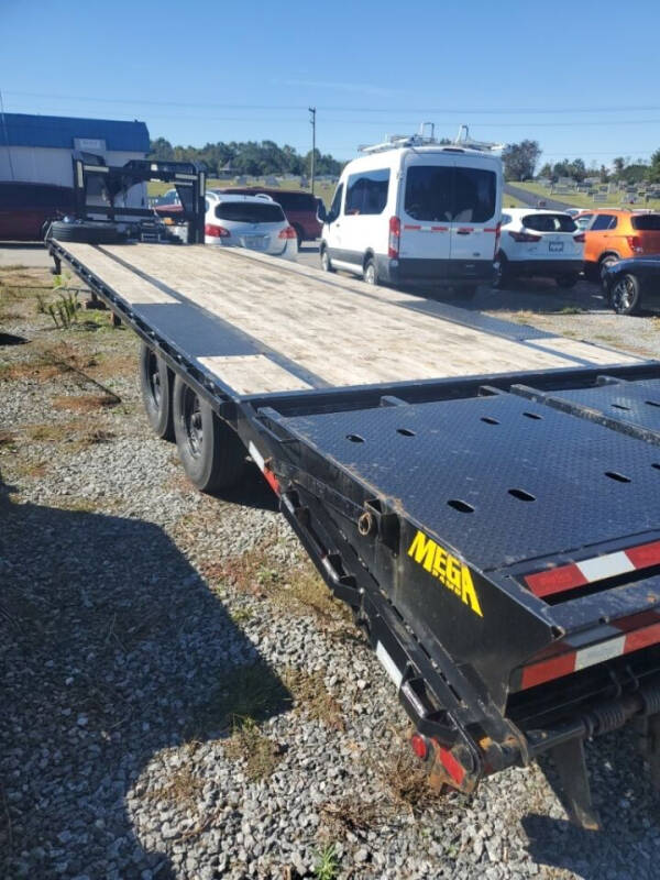 2021 Big Tex Trailer 14GN-25bk+5mr