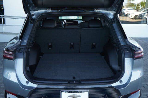 2025 Chevrolet Equinox EV LT 2