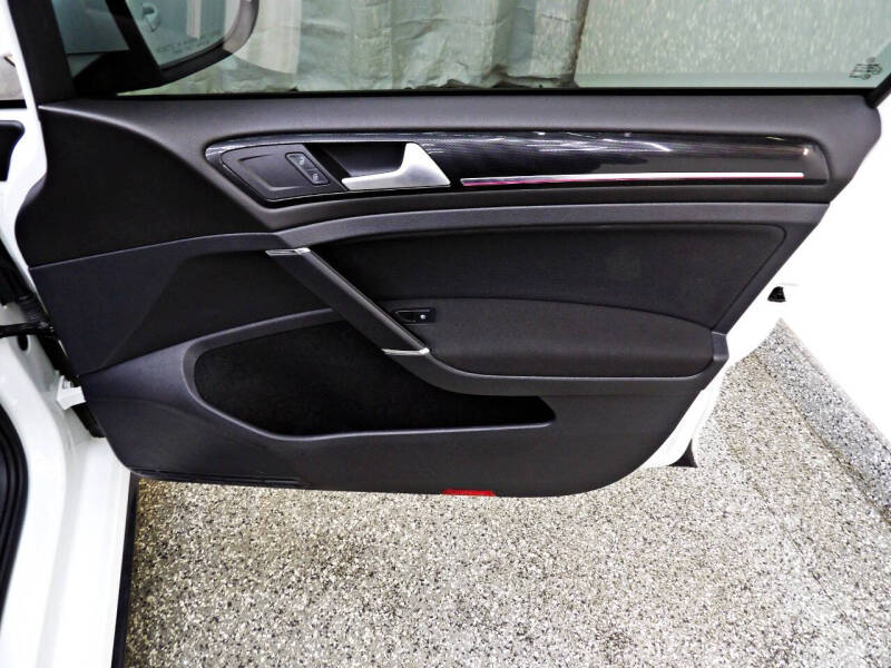 2016 Volkswagen Golf GTI S