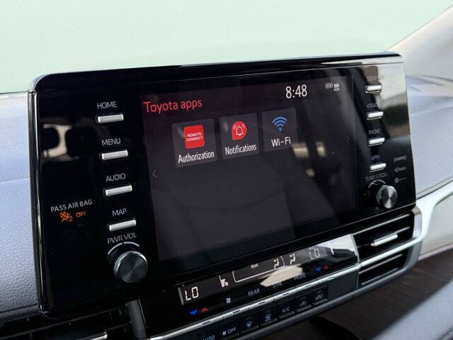 2024 Toyota Sienna LE 8-Passenger