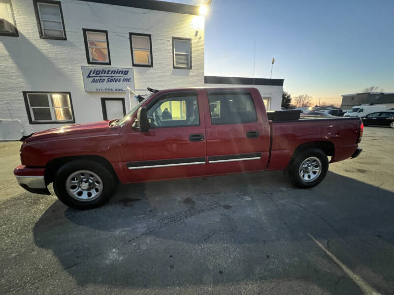 2006 Chevrolet Silverado 1500 for sale at Lightning Auto Sales in Springfield IL