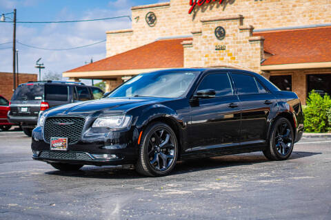 2023 Chrysler 300 for sale at Jerrys Auto Sales in San Benito TX