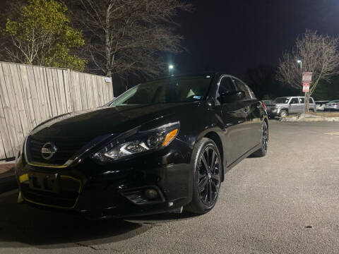 2017 Nissan Altima for sale at Super Bee Auto in Chantilly VA