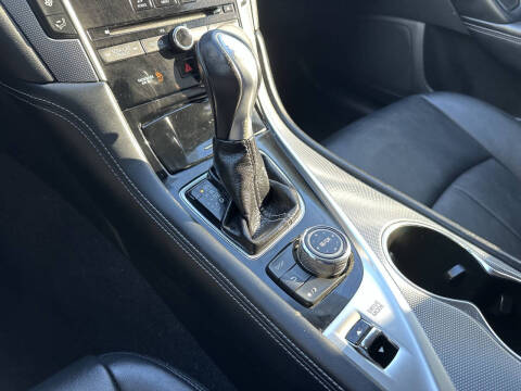 2015 Infiniti Q50 Premium