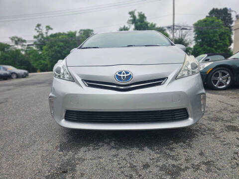 2012 Toyota Prius v Three