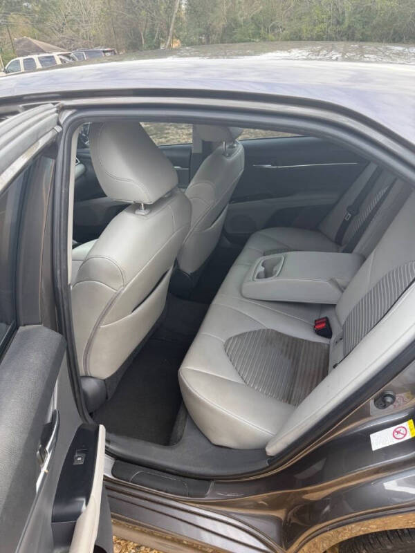 2018 Toyota Camry SE