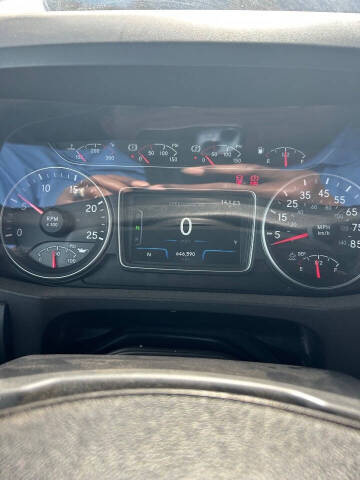 2019 International LT625