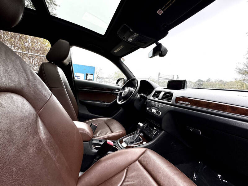 2016 Audi Q3 2.0T quattro Premium Plus