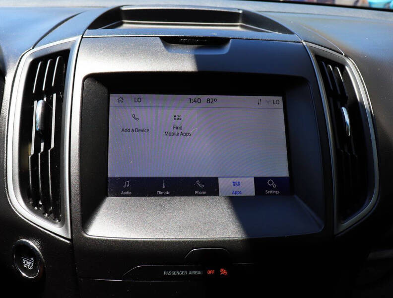 2020 Ford Edge SE