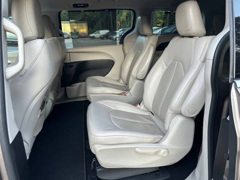 2018 Chrysler Pacifica Touring L