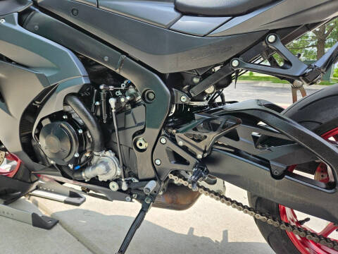 2017 Suzuki GSX-R1000