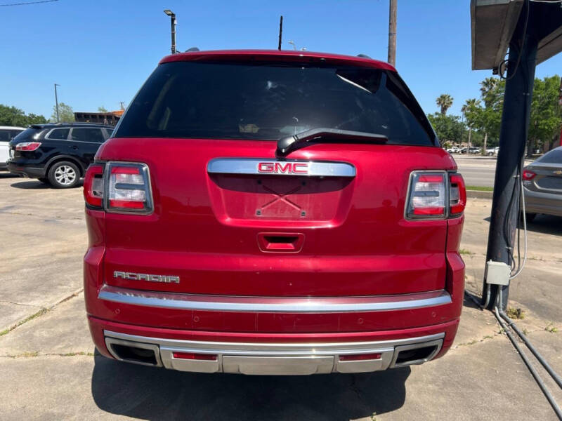 2013 GMC Acadia Denali
