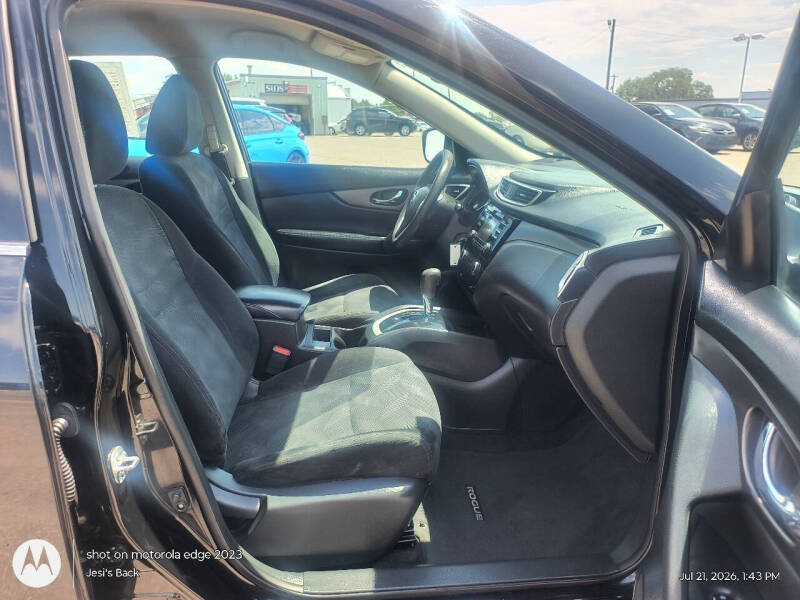 2016 Nissan Rogue S