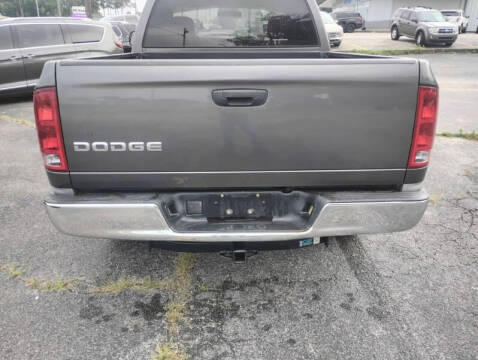 2004 Dodge Ram 1500 SLT