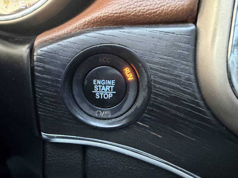 2017 Jeep Grand Cherokee Summit