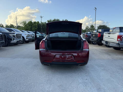 2019 Chrysler 300 S