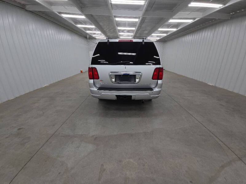 2003 Lincoln Navigator Luxury