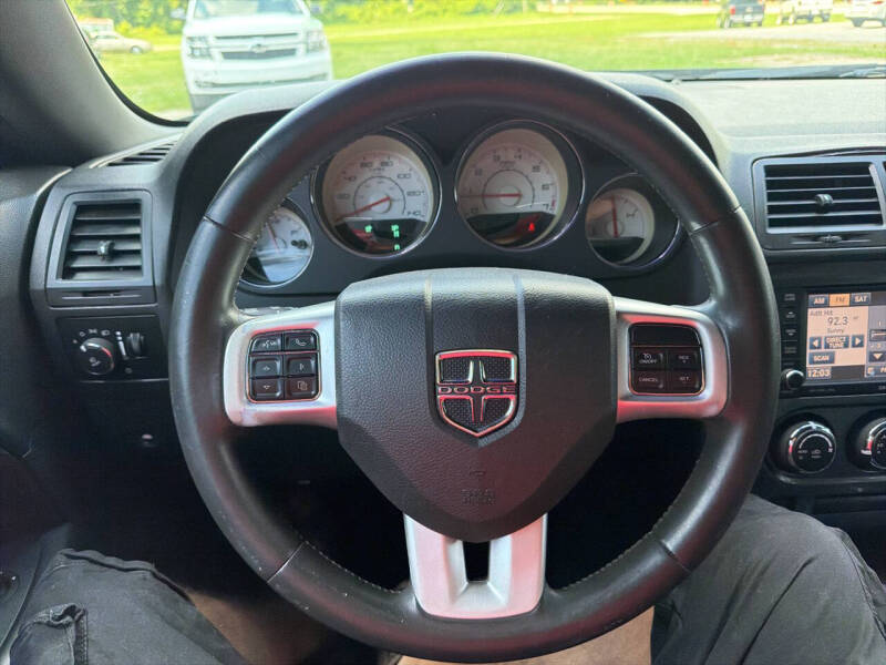 2014 Dodge Challenger SXT