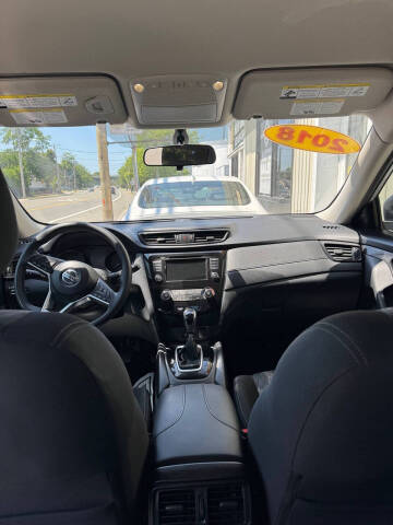 2018 Nissan Rogue SV