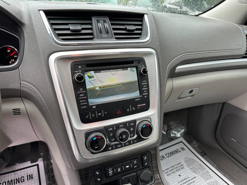 2016 GMC Acadia SLT-1