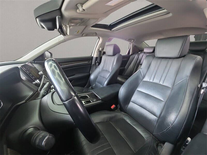 2018 Honda Accord EX-L w/Navi