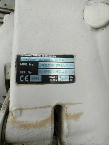 1997 Hurricane SunDeck Sport 185 OB