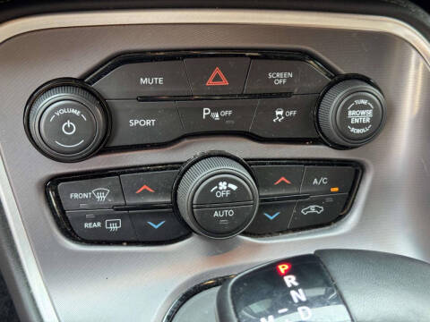 2020 Dodge Challenger SXT