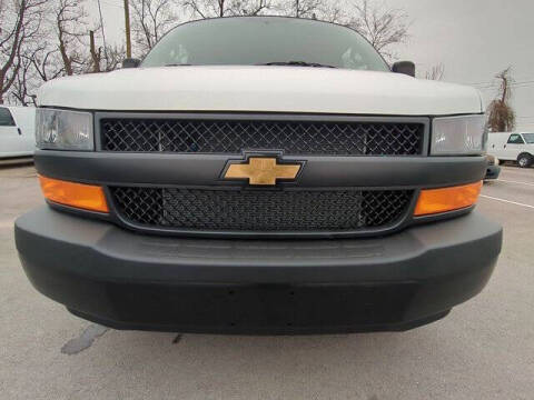 2025 Chevrolet Express 2500