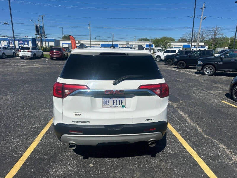 2018 GMC Acadia SLE-2