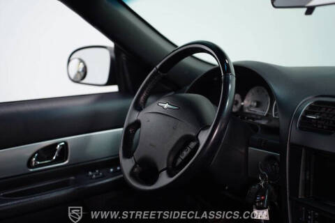 2005 Ford Thunderbird Deluxe