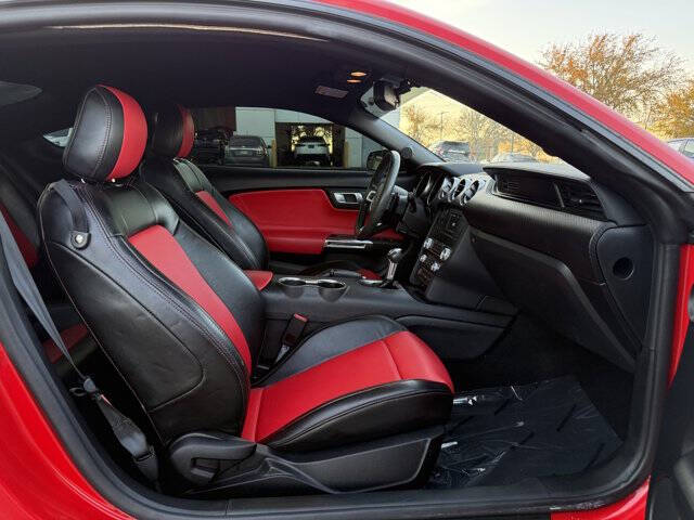 2020 Ford Mustang EcoBoost