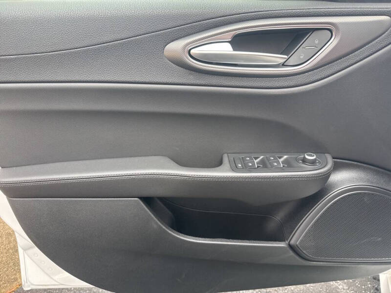 2025 Alfa Romeo Giulia