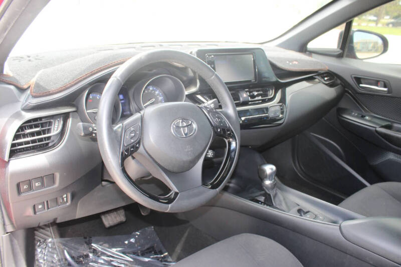 2018 Toyota C-HR XLE Premium