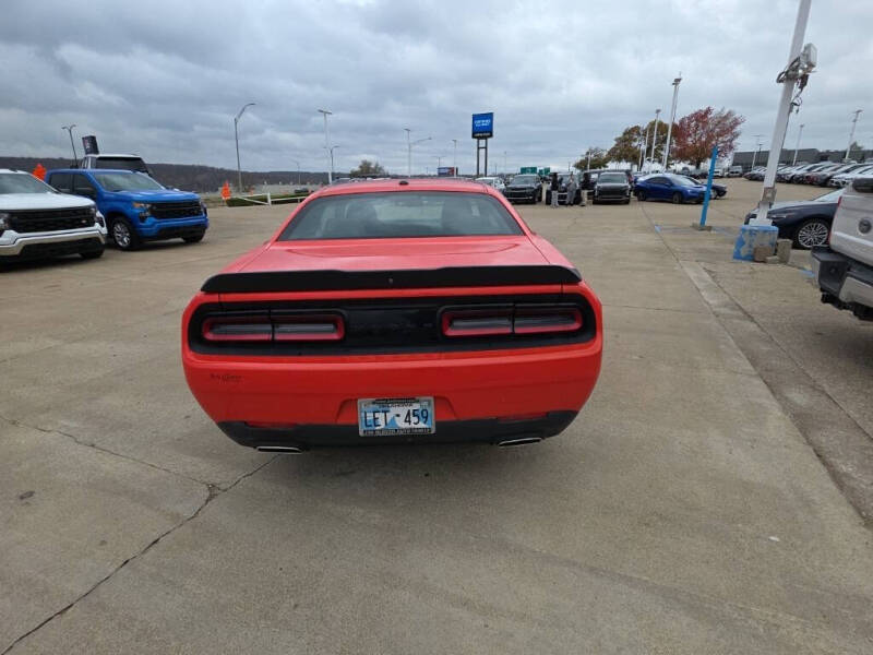 2021 Dodge Challenger SXT