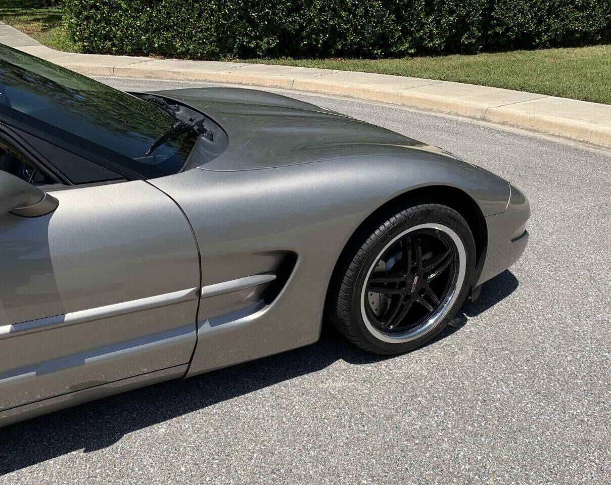 1998 Chevrolet Corvette 28