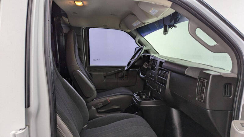 2020 Chevrolet Express 2500