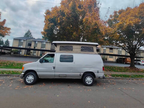 2003 Ford E-Series E-250 SD