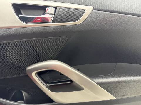 2016 Hyundai Veloster