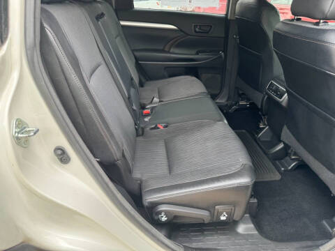 2015 Toyota Highlander LE Plus