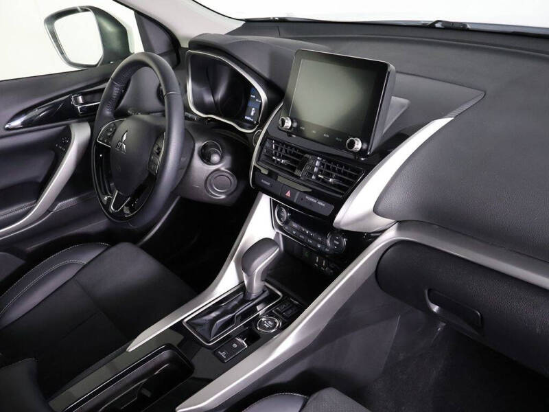 2025 Mitsubishi Eclipse Cross SE