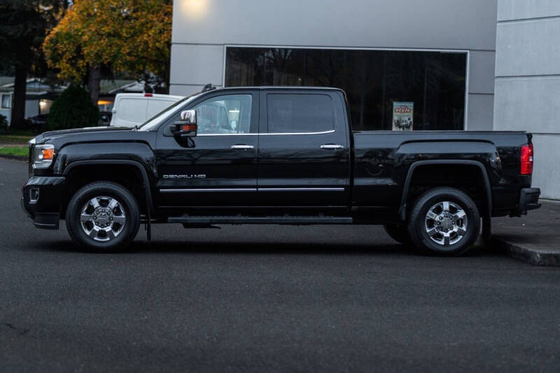 2016 GMC Sierra 3500HD Denali