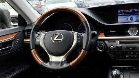 2013 Lexus ES 300h