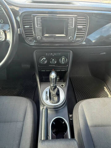 2016 Volkswagen Beetle 1.8T S