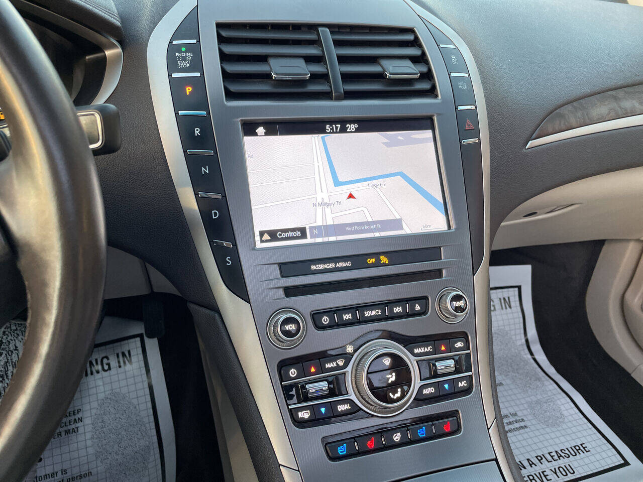 2017 Lincoln MKZ Sedan - $15,900