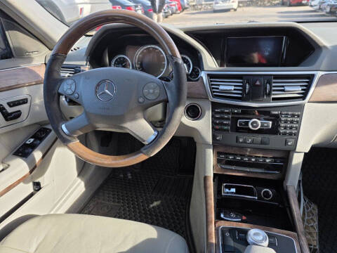 2011 Mercedes-Benz E-Class