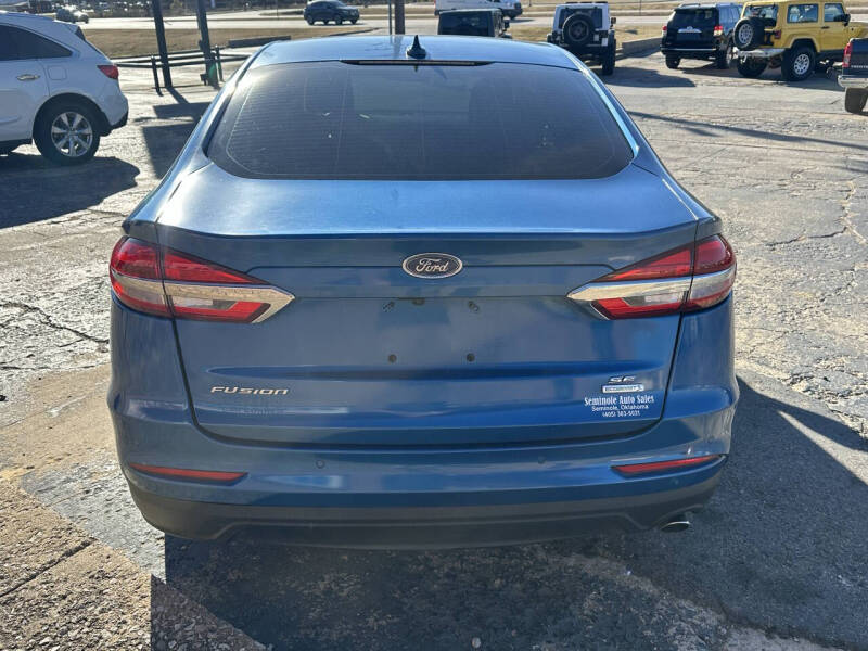 2020 Ford Fusion SE